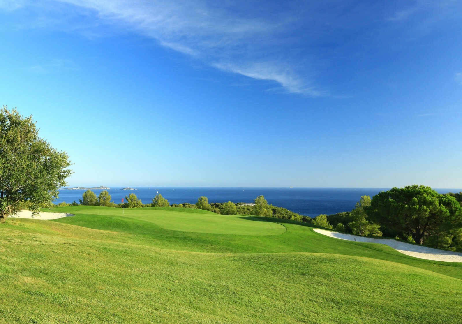 DIE AKADEMIE AUF DEM GOLFPLATZ FRÉGATE PROVENCE